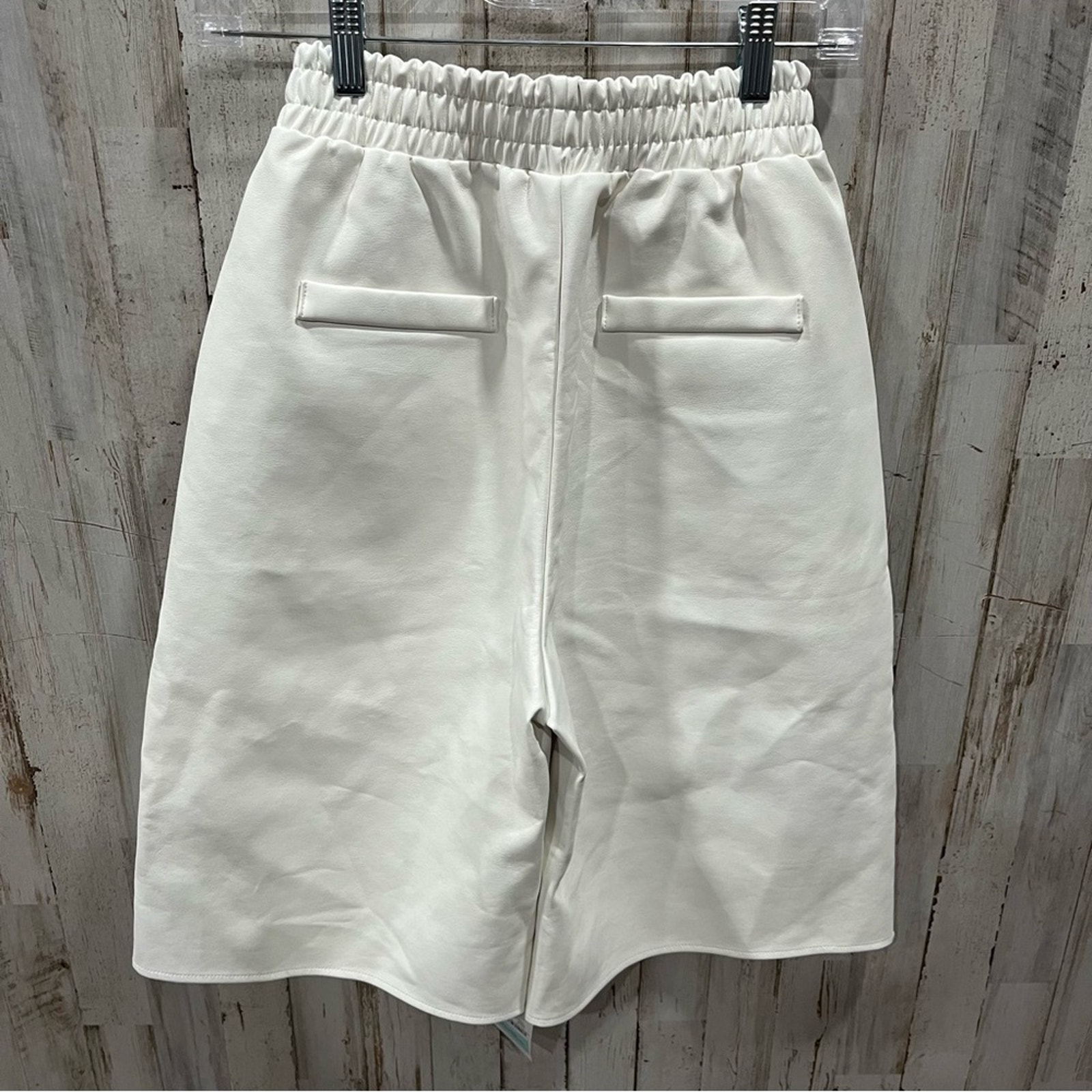 Nwt Storets Aspen Pleather Bermuda Pants Pull On Ivory — image 5 of 5